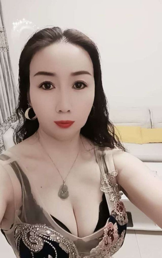 西湖大胸熟女
