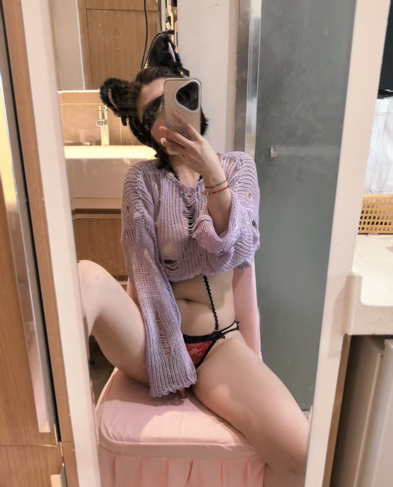 白丝御姐雅雅