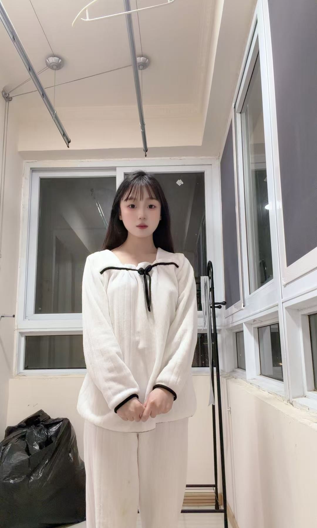 南站小嫩妹思思回归