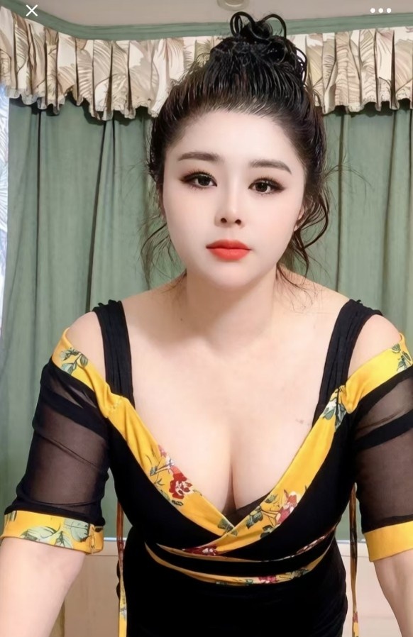 南京性价比巨乳少妇