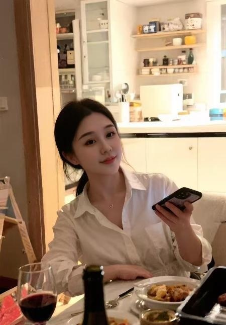 高颜值美女婉柔