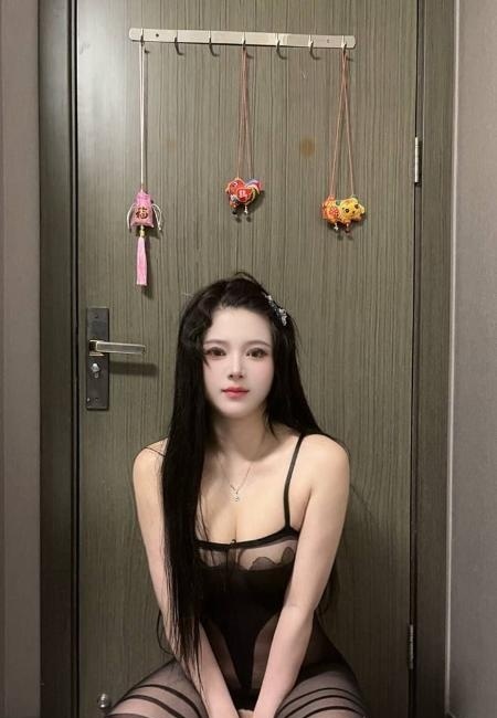上城肥臀欲女雅琪