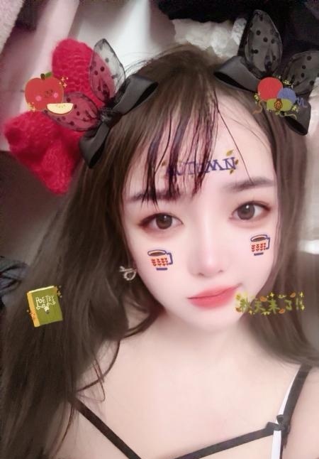 夫子庙西域大奶妹