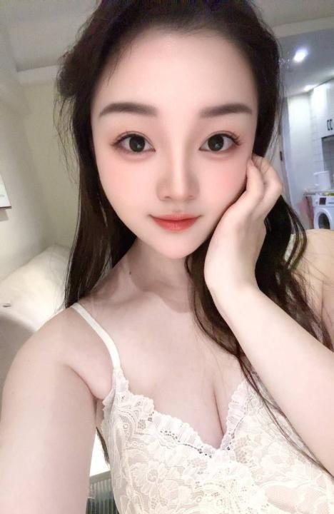 西湖乳控大胸悦悦