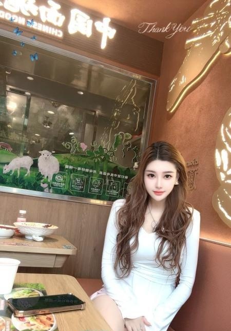 罗湖白嫩气质美女