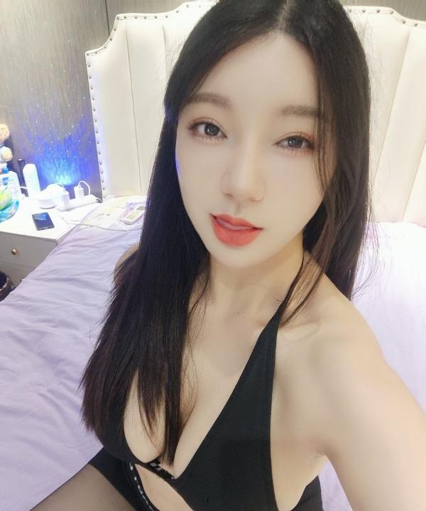 潭村美胸翘臀水多多