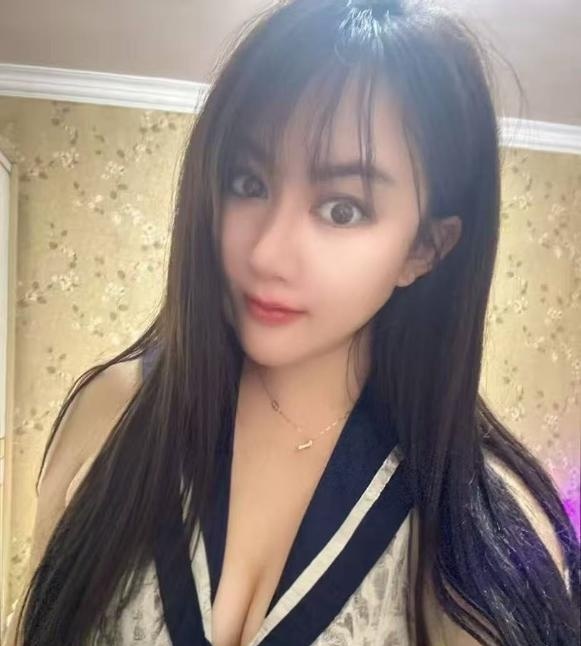 上城服务系少妇洋洋