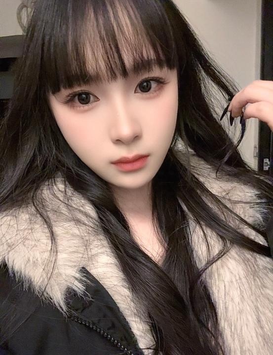 听话乖巧嫩妹