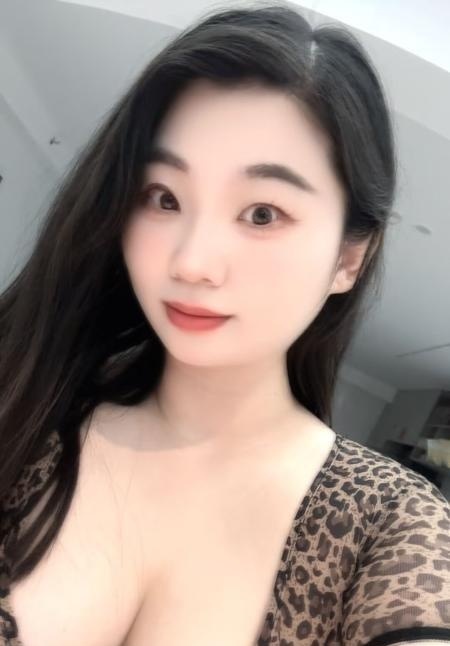 大胸小豆子
