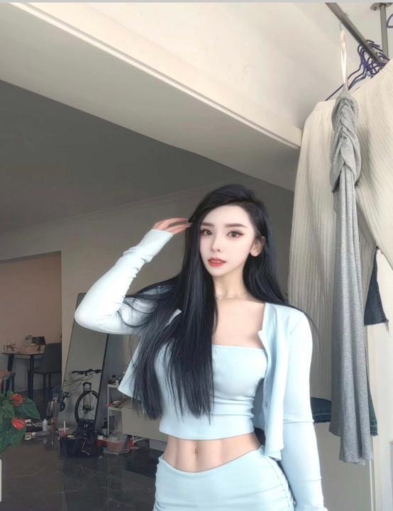 和平健身妹子