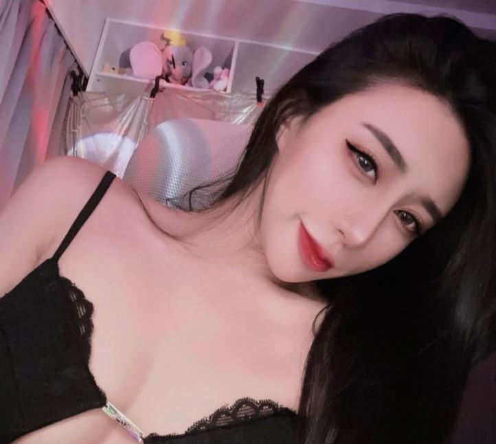 性感御姐回来开工了