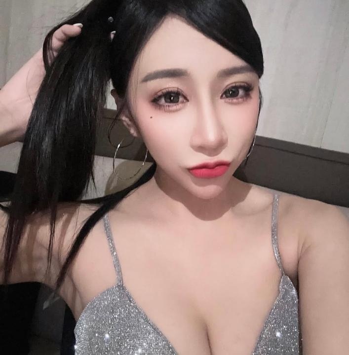 性感御姐回来开工了