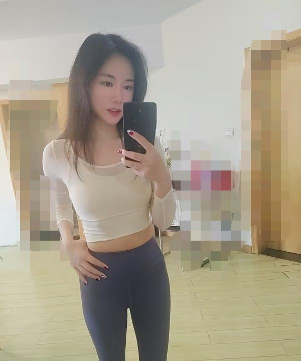 吴中性感瑜伽裤可可