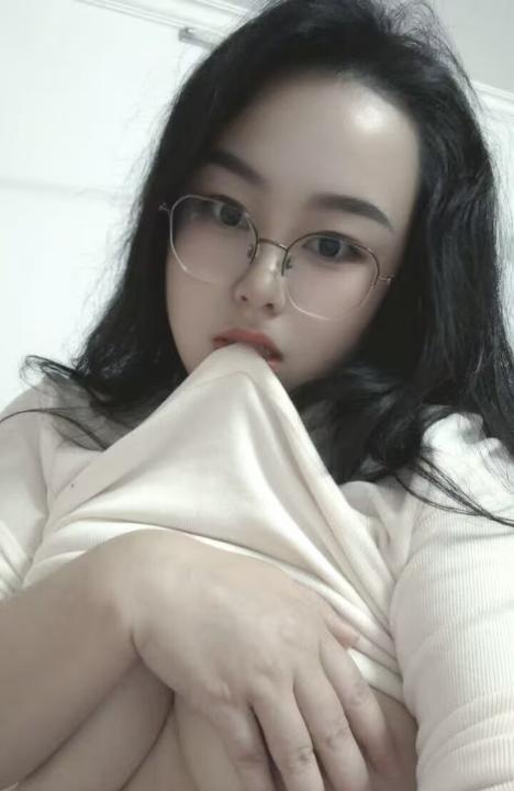 浦东巨乳娇喘妹