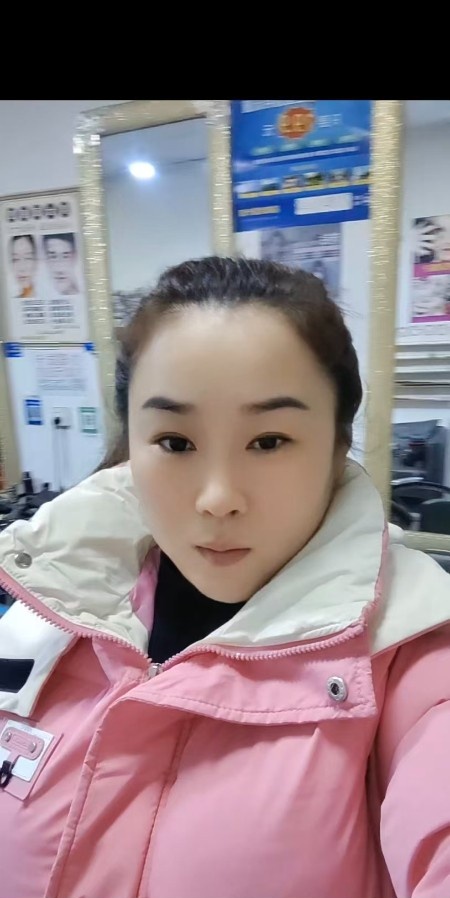 天桥区大胸小姐姐