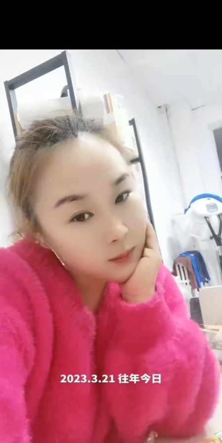 天桥区大胸小姐姐