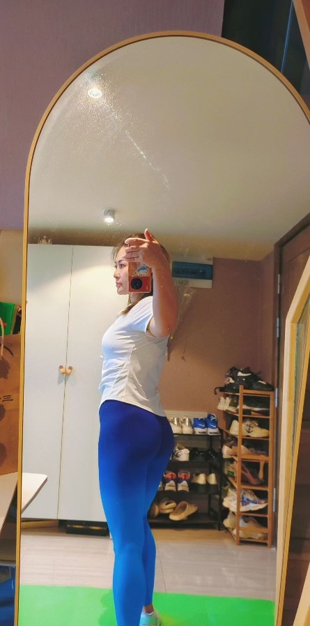 风骚喷水大屁股少妇