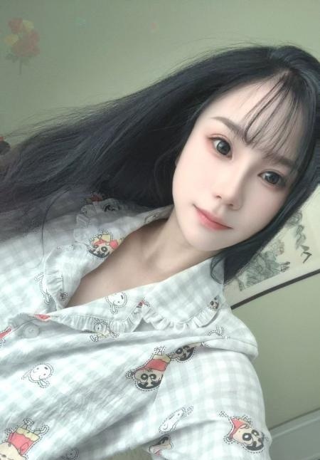 鄞州年轻小姐姐