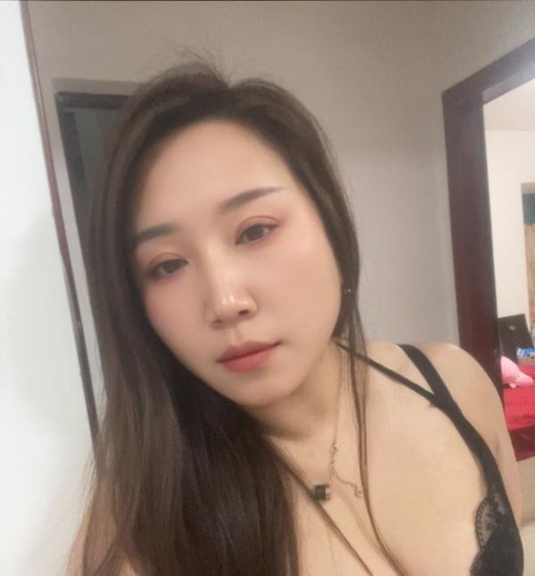 奶牛少妇雪雪