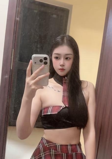福田腿模花花回归