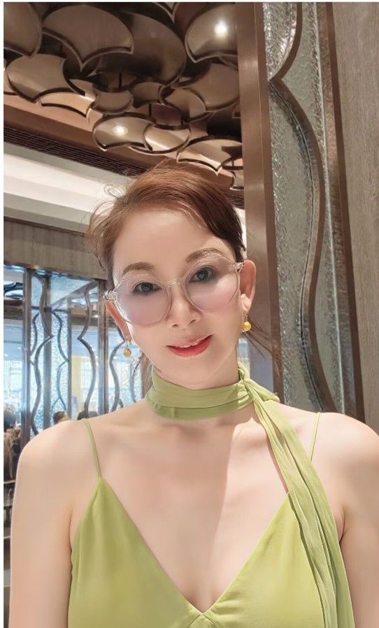 热情丰满风骚熟女
