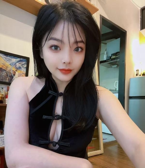 虎牙妹文文