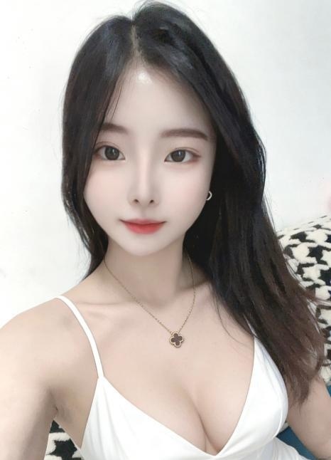 粉嫩颜值女友