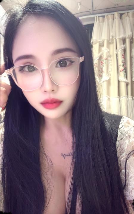 坪山乳神米儿