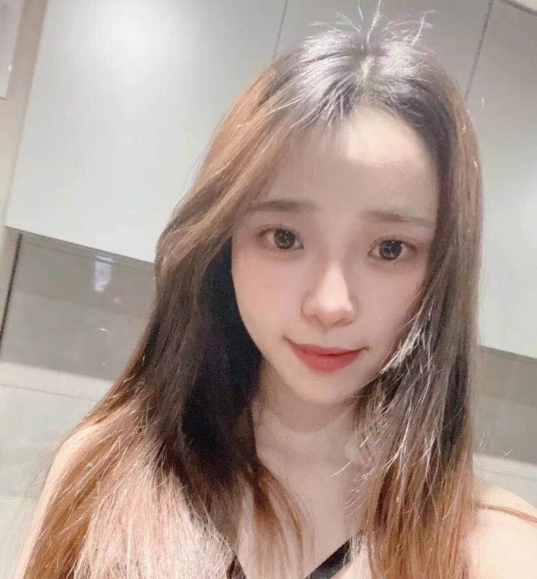 女友感十足的水蜜桃