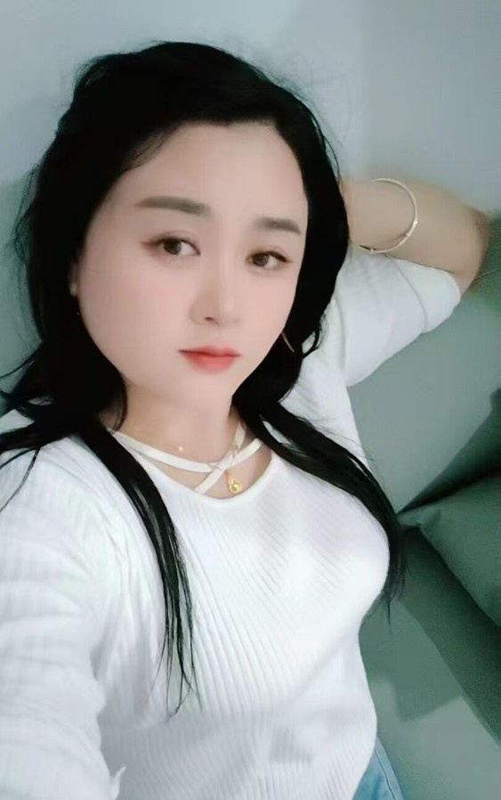 大胸熟女馨馨