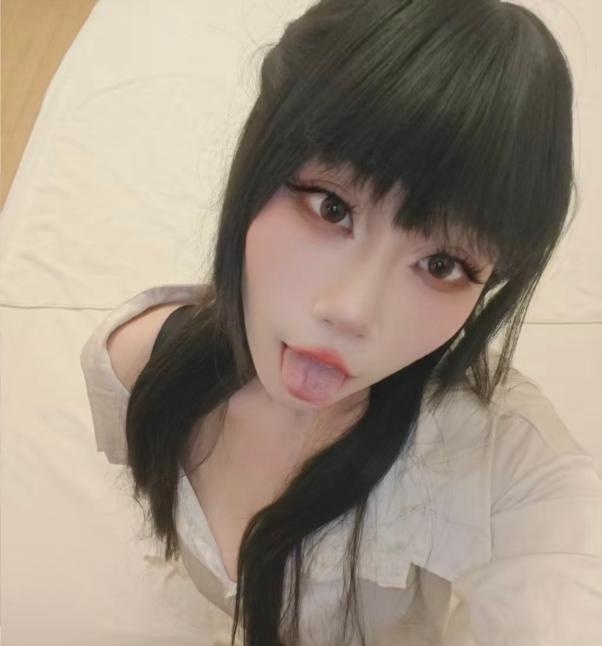 市中心巨乳馨儿