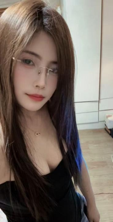 秦淮子希