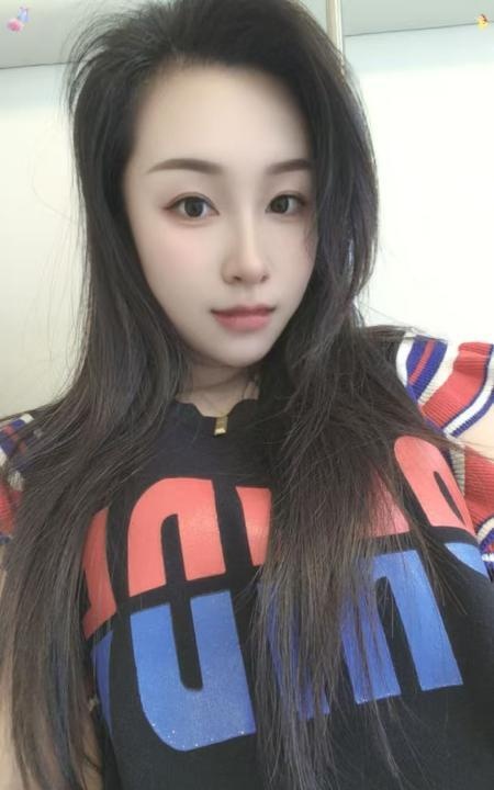 武汉光谷小姐姐
