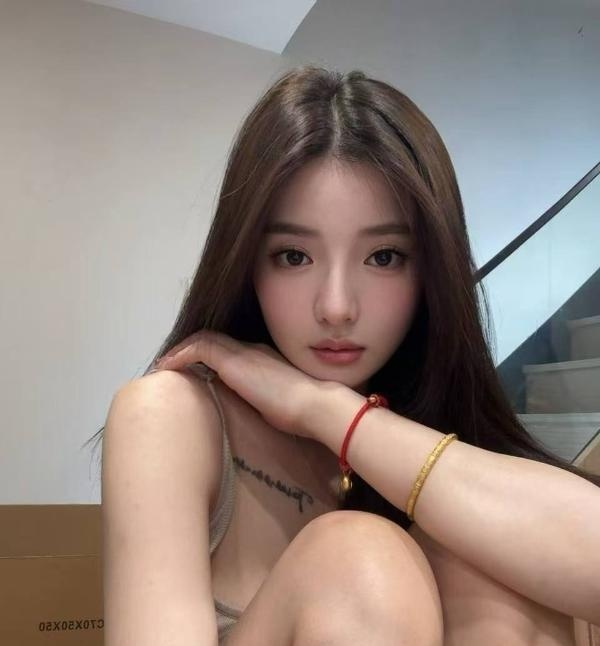 黑丝情趣美女御姐