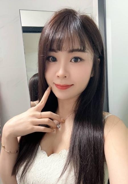 禅城肤白邻家美美