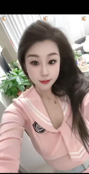 黑丝大长腿服务御姐