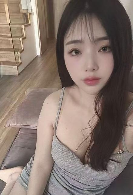 曼妙丰满服务好桃子