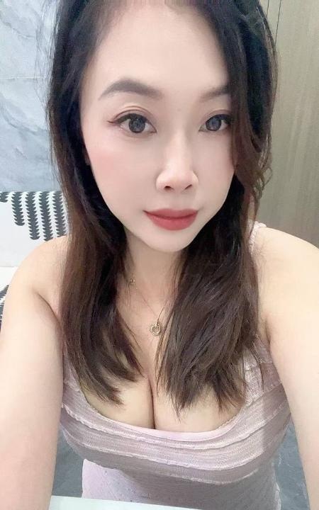 身材丰腴丽丽