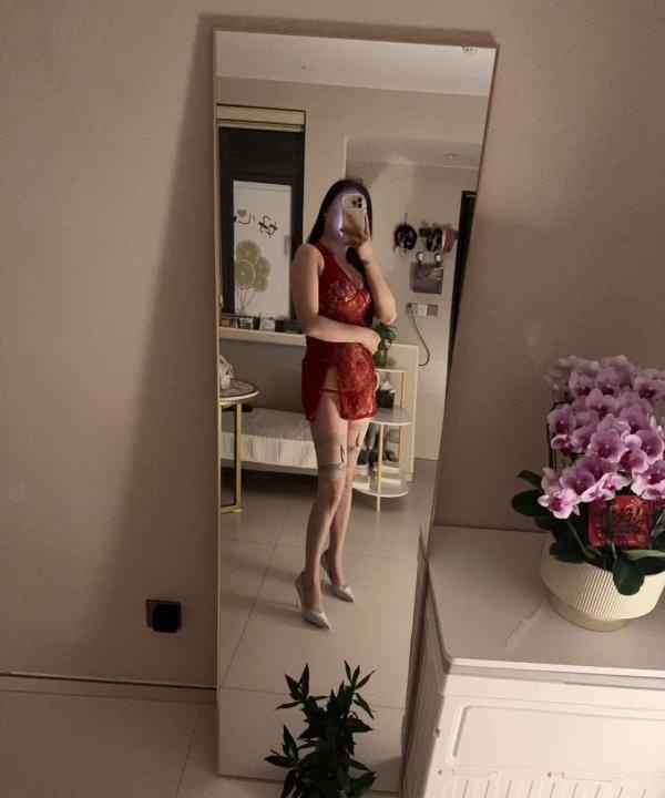 服务系温柔御姐