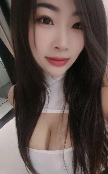 大胸豆豆