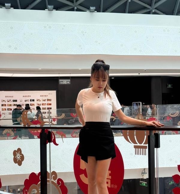 南门大胸御姐G杯