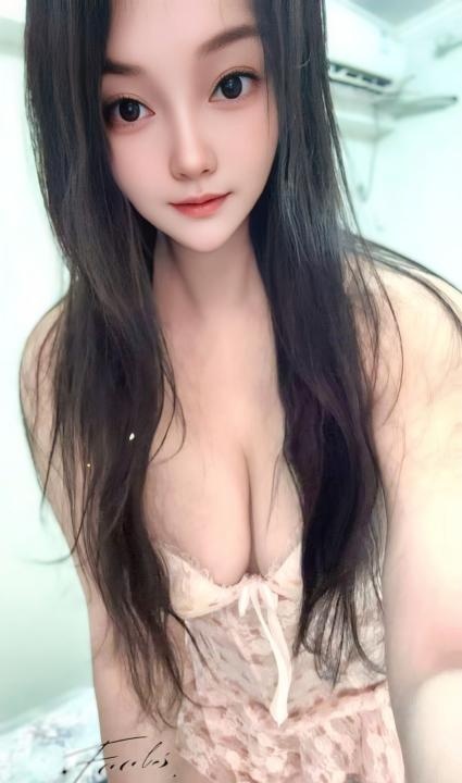大钟奶少妇盼盼