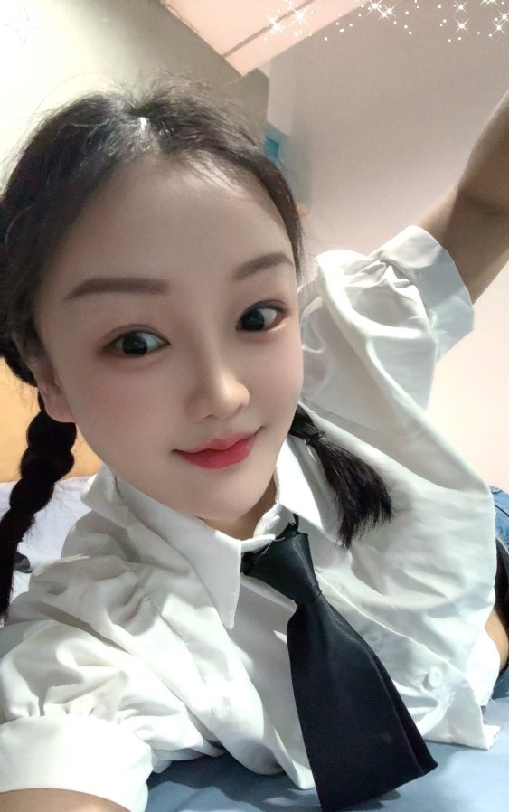 白云服务型依依