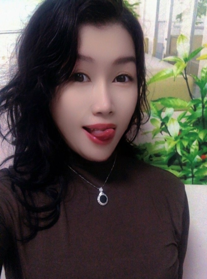 一线天吞精潮喷 妮妮
