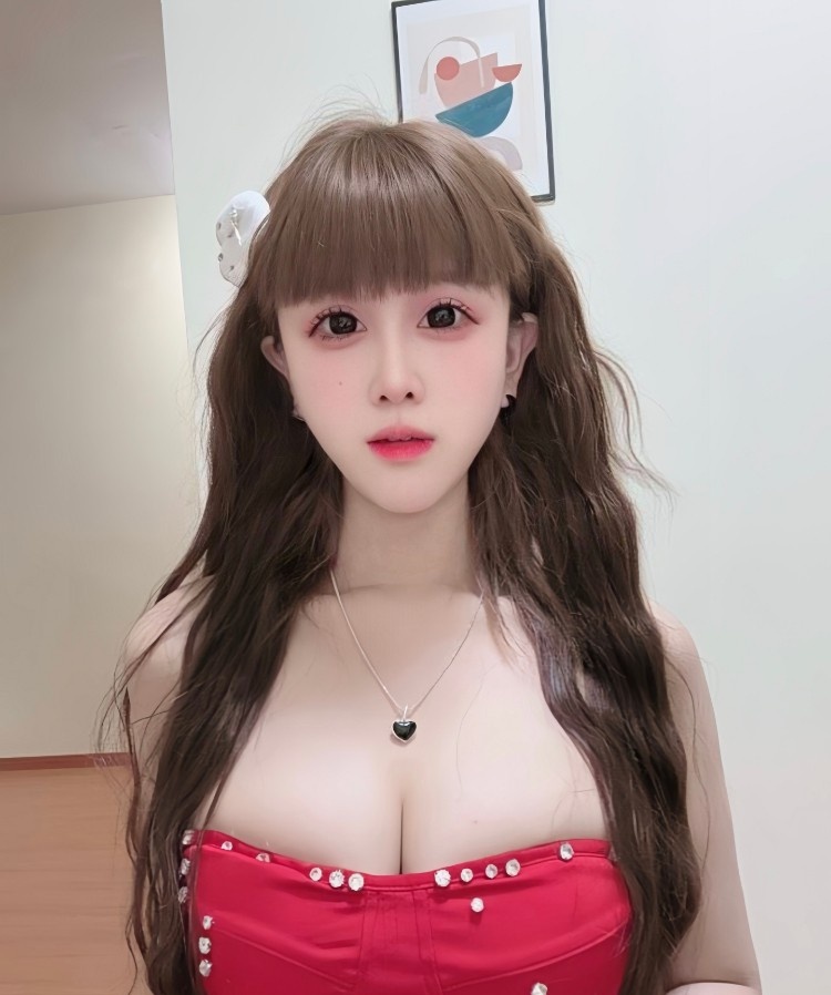 上城粉嫩巨乳婉婉