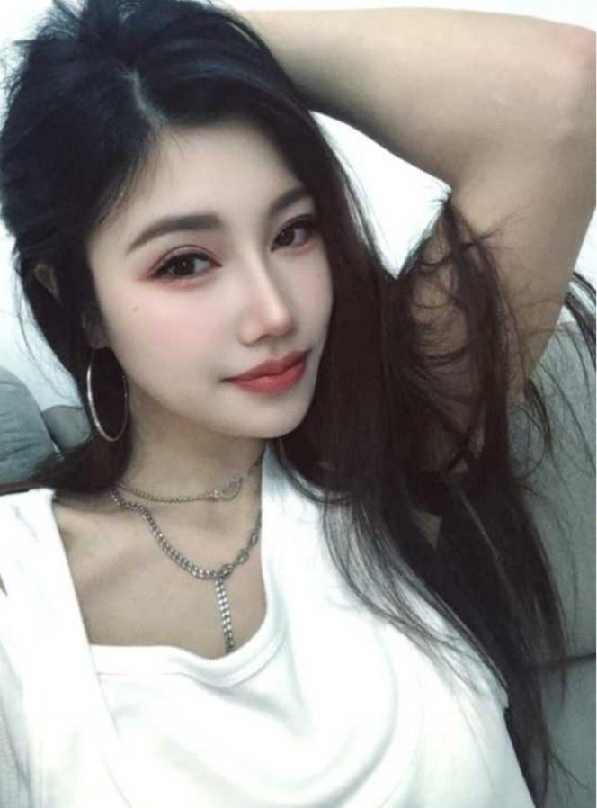 龙岗性感大波桃桃
