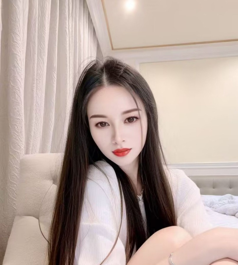 高安市轻熟小姐姐
