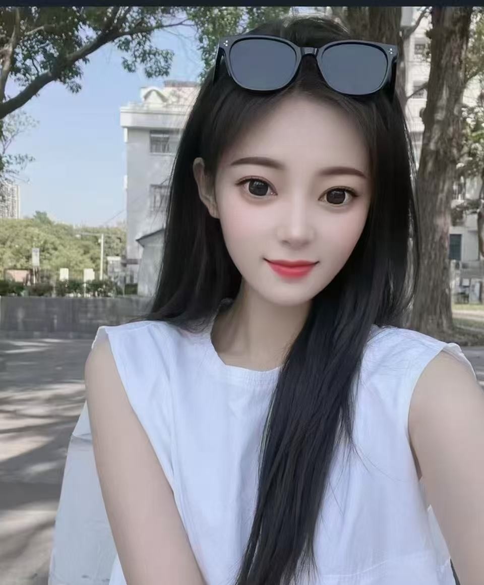 经四路万达鸿景苑新到小嫩妹儿