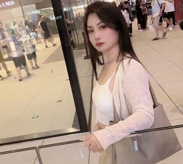 东三环新下海水多多美女悦悦
