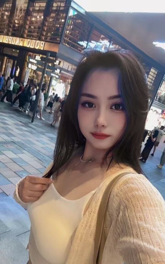 东三环新下海水多多美女悦悦